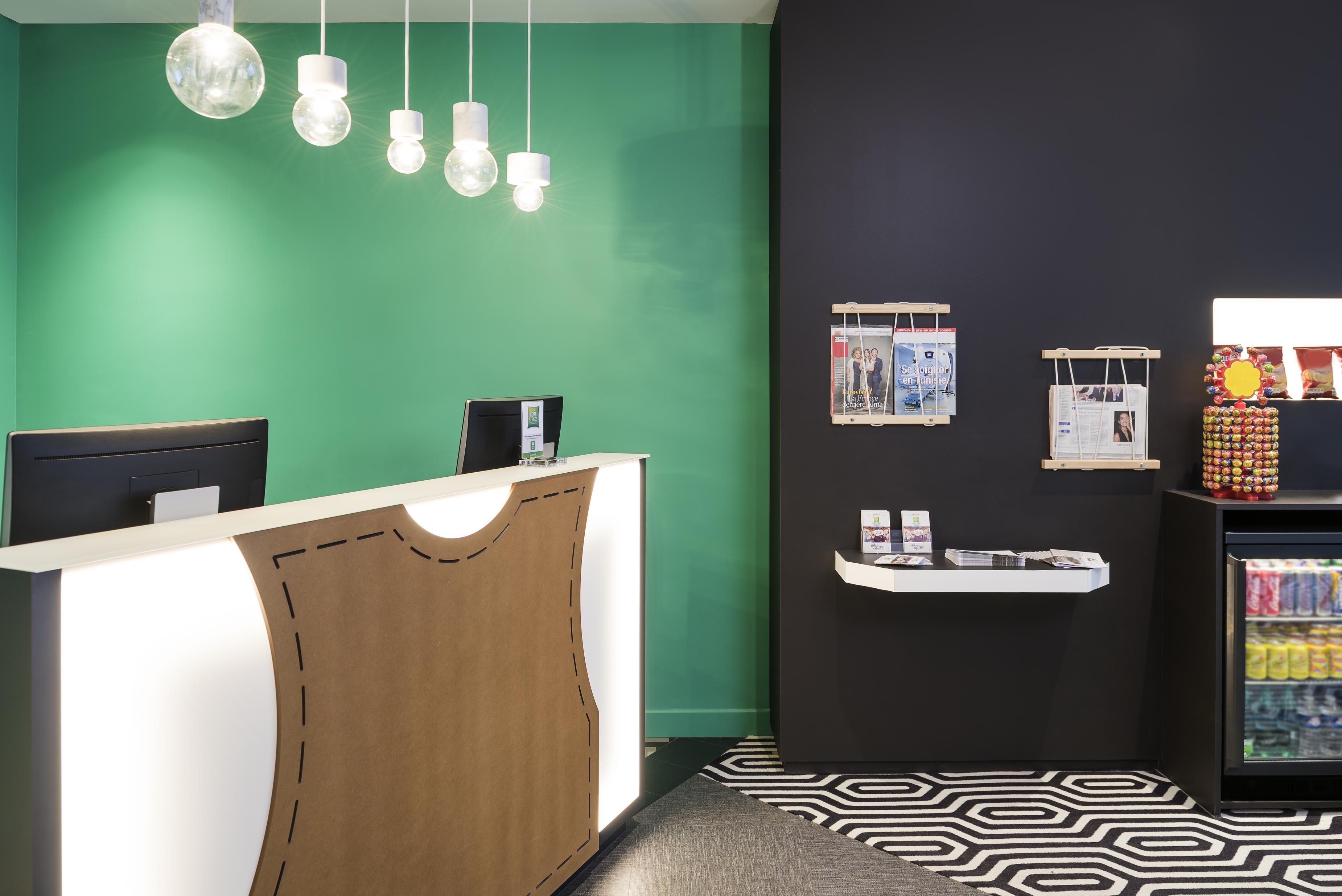 Готель Ibis Styles Paris Gare Saint Lazare Екстер'єр фото
